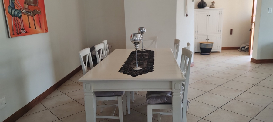 4 Bedroom Property for Sale in Caribbean Beach Club North West